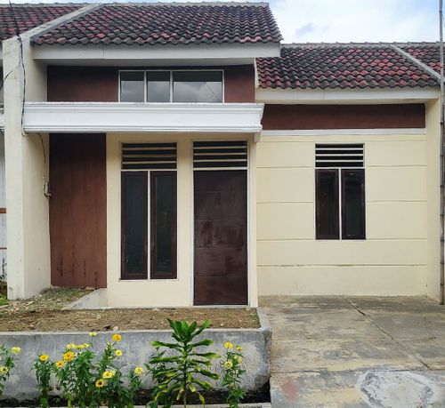 foto tampak rumah tipe 36/60 perumahan Bukit Sukasari Residence