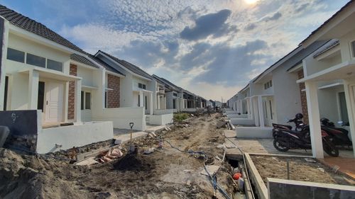 foto posisi tengah perumahan ALANA HILLS REGENCY