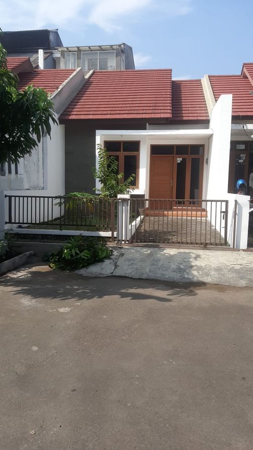 foto tampak rumah tipe 52 / 87 perumahan BUMI MAS KENCANA