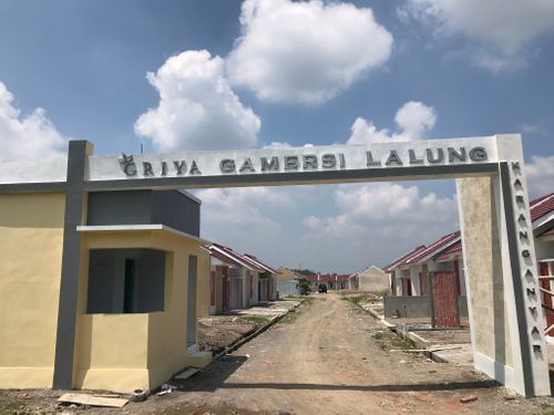 foto gerbang perumahan GRIYA GAMERSI LALUNG