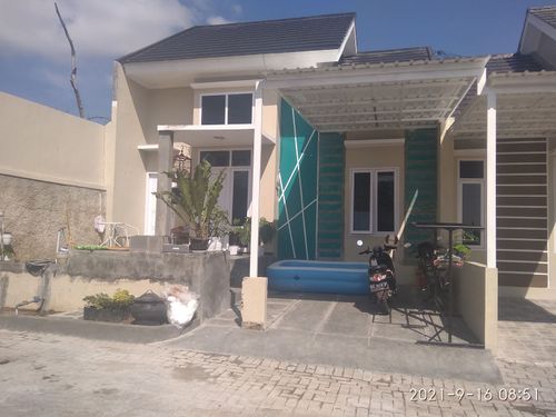 foto tampak rumah tipe 45 perumahan Bukit Royal Kencana 2