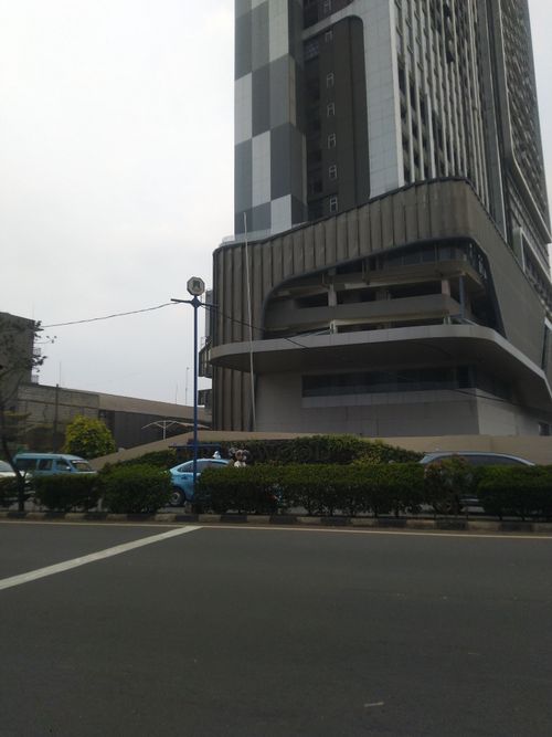 foto gerbang perumahan Apartemen Springwood
