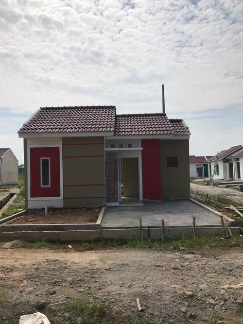 foto tampak rumah tipe 24/70 perumahan GRIYA GAMERSI LALUNG