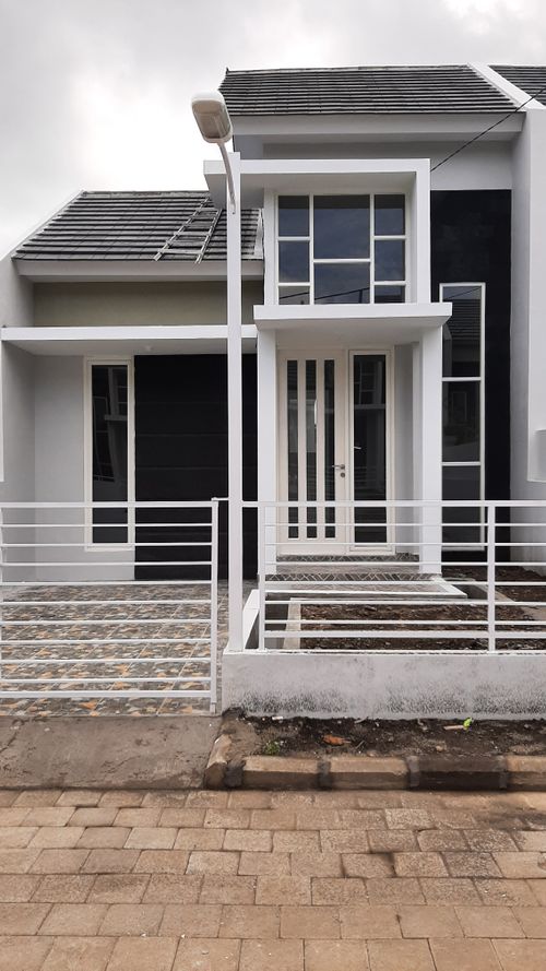 foto contoh rumah perumahan GRAHA CANDRA ASRI