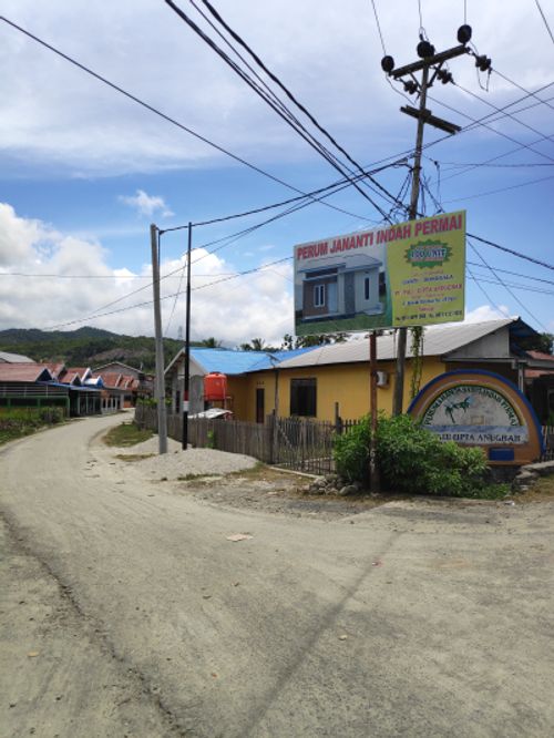 foto gerbang perumahan PERUMAHAN JANANTI INDAH PERMAI