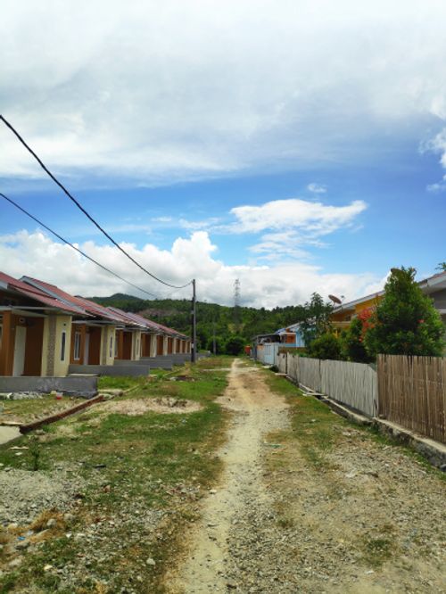 foto posisi tengah perumahan PERUMAHAN JANANTI INDAH PERMAI