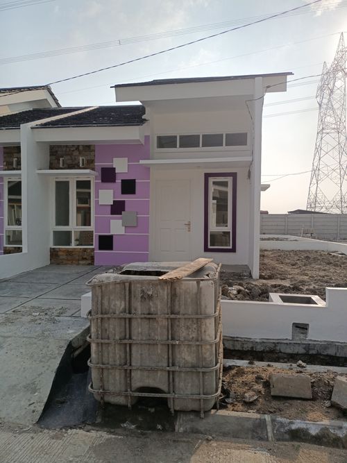 foto tampak rumah tipe Angsana Hook A perumahan GRAND PESONA