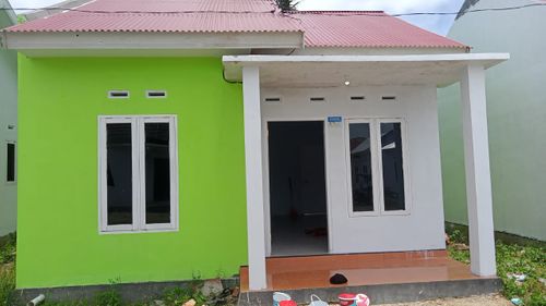 foto tampak rumah tipe BLOK B 04 perumahan GRAHA RETNI PERMAI