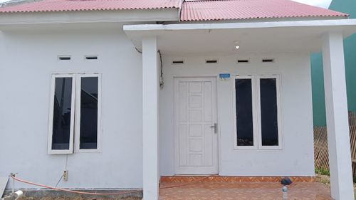 foto tampak rumah tipe BLOK B 05 perumahan GRAHA RETNI PERMAI
