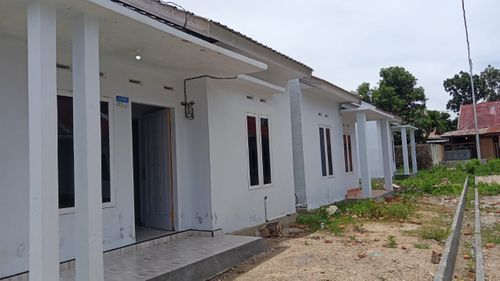 foto tampak rumah tipe BLOK B 08 perumahan GRAHA RETNI PERMAI