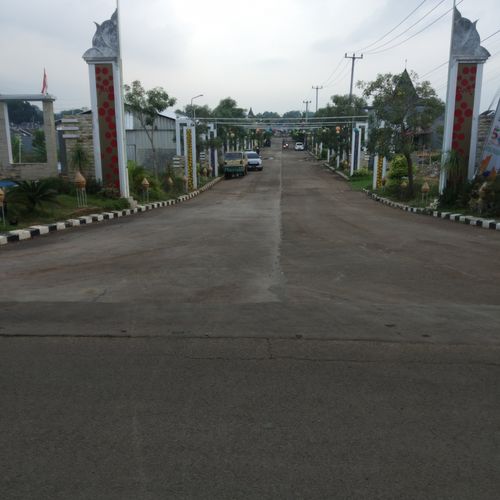 foto gerbang perumahan Benteng Mutiara Mas I