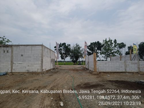 foto posisi tengah perumahan PERUM GRIYA KUBANGPARI INDAH