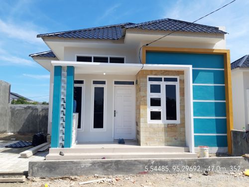 foto contoh rumah perumahan Medina residence