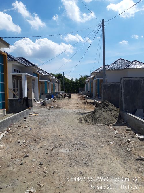 foto posisi tengah perumahan Medina residence