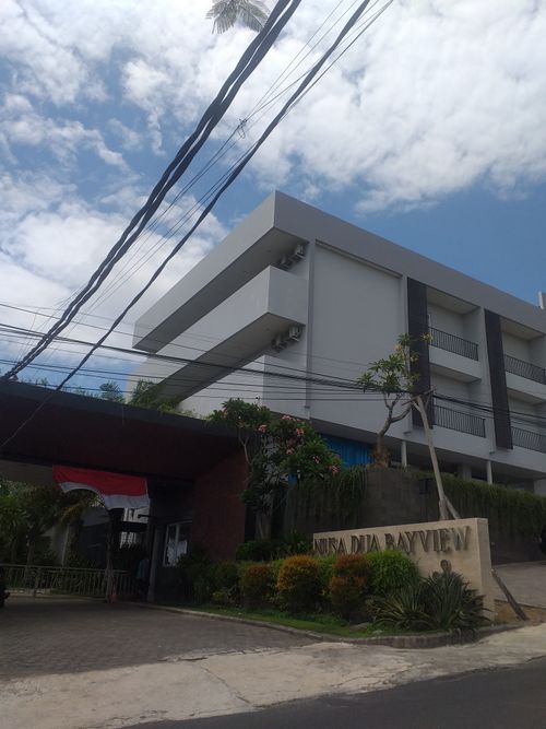 foto gerbang perumahan Nusa Dua Bayview