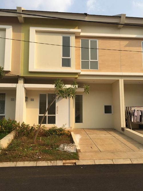 foto tampak rumah tipe VIOLA perumahan PARADISE SERPONG CITY BLOK J