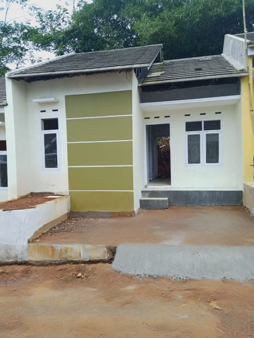 foto tampak rumah tipe 36/72 perumahan Vania Regency 2