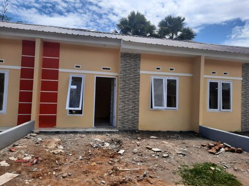 foto tampak rumah tipe 36 perumahan BUMI CENDANA PARANG BANOA 2