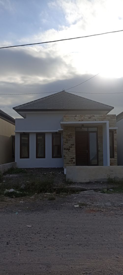 foto contoh rumah perumahan GRAHA PANDITA