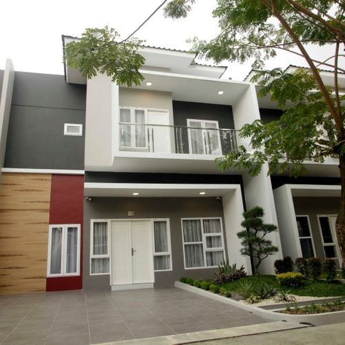 foto tampak rumah tipe New Carltorn Plus perumahan Halton Place 1