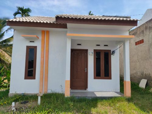 foto tampak rumah tipe 36 / 63 perumahan AKASIAGIRI LAND