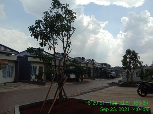 foto posisi tengah perumahan VILA KEBUN RAYA CIBINONG ESTATE