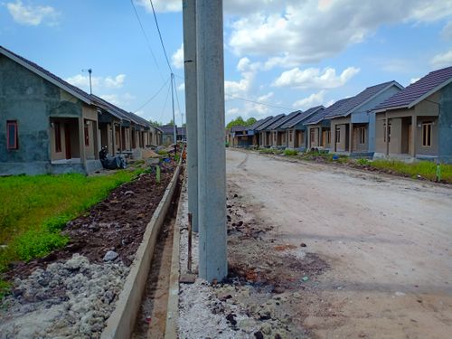 foto posisi tengah perumahan PERMATA RESIDENCE II