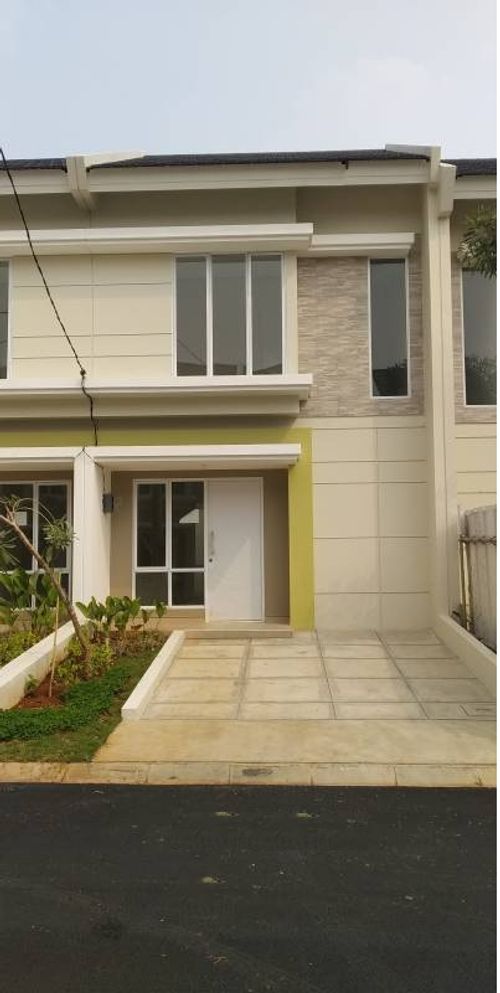 foto tampak rumah tipe BALMORAL perumahan PARADISE SERPONG CITY BLOK J