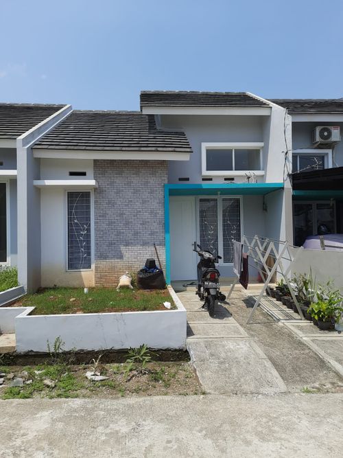 foto tampak rumah tipe 36/60 perumahan PADMA SERPONG