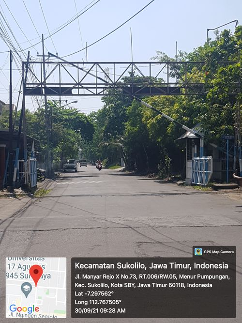foto gerbang perumahan Manyar Jaya