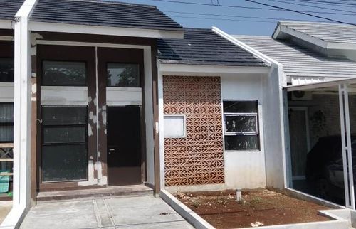 foto tampak rumah tipe 36/74 perumahan PADMA SERPONG