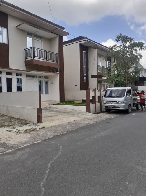 foto posisi tengah perumahan METRO RESIDENCE