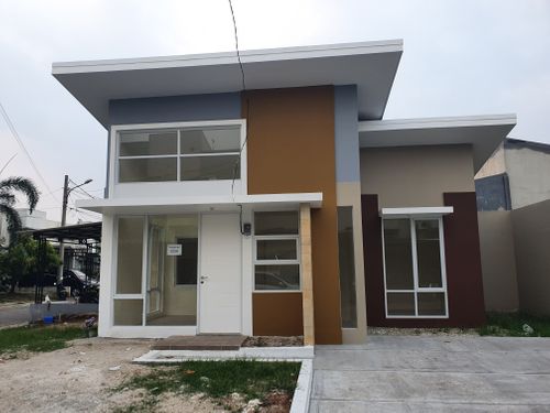 foto tampak rumah tipe Emerald/30 perumahan Duta Indah Residence - Rukan Emerald