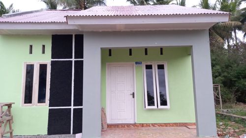 foto tampak rumah tipe Blok A 08 perumahan Griya altira permai IV