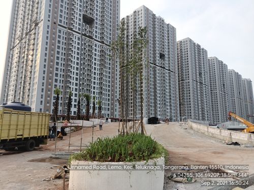 foto gerbang perumahan TOKYO RIVERSIDE
