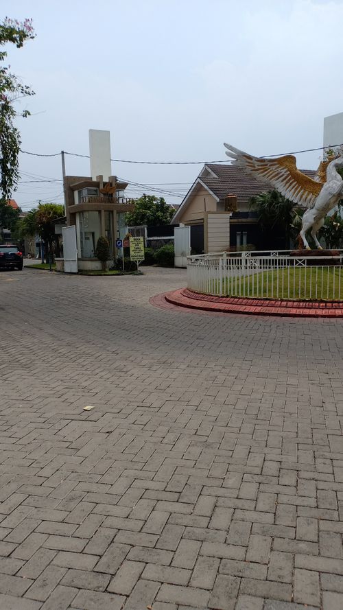 foto gerbang perumahan D'GARDENIA CITY