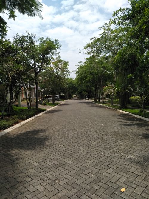 foto posisi tengah perumahan TERAS BALI CLUSTER SEMINYAK