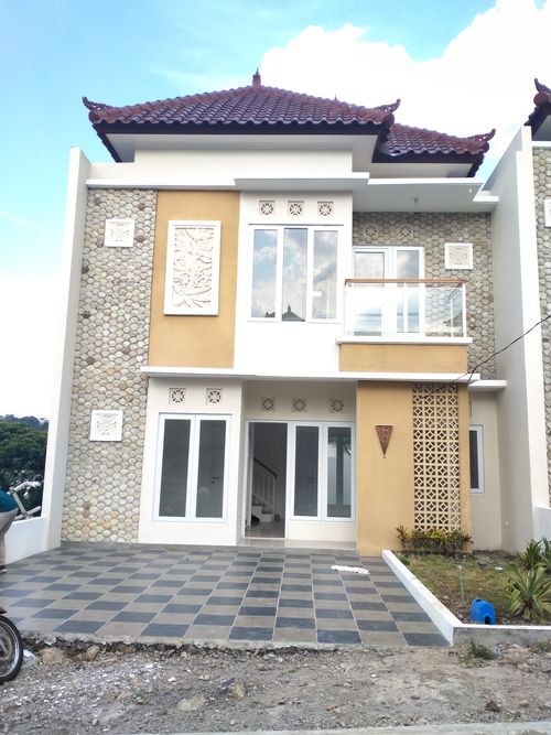 foto contoh rumah perumahan BERANDA BALI PAYON AMARTHA