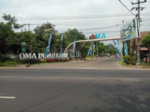 foto gerbang perumahan OMA INDAH KAPUK