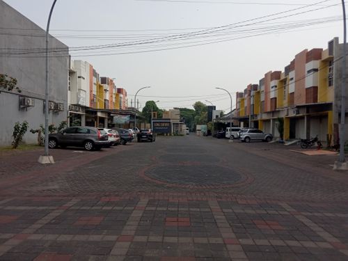 foto posisi tengah perumahan KING SAFIRA RESIDENCE