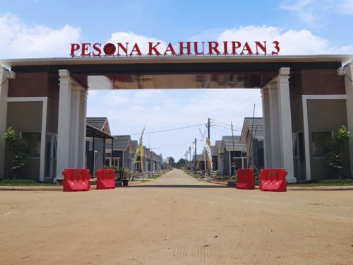 foto gerbang perumahan PESONA KAHURIPAN 3 TAHAP 2