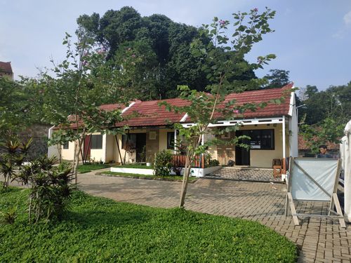 foto posisi tengah perumahan TAMAN BUKIT NIRWANA TAHAP 2