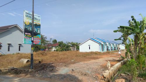 foto gerbang perumahan GRAND ANDIKA 12