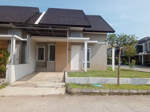 foto tampak rumah tipe 69 perumahan Cherryfield