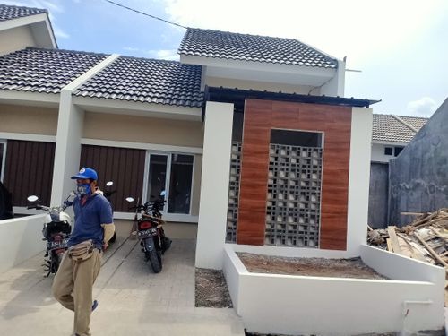foto tampak rumah tipe 36 Mezzanine perumahan G-Land Ciwastra Park