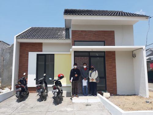 foto tampak rumah tipe 33 Landed (375) perumahan Griya Pataruman Asri 3