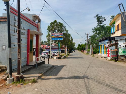 foto gerbang perumahan NUSA HARAPAN PERMAI 2