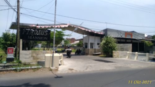 foto gerbang perumahan FIRDAUS MANSION