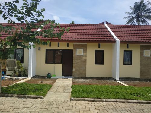 foto tampak rumah tipe Barong perumahan TAMAN BUKIT NIRWANA TAHAP 2