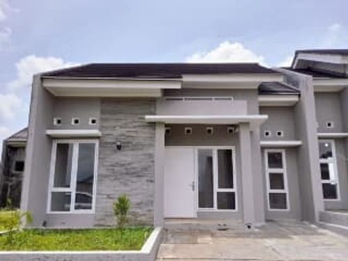 foto tampak rumah tipe 40 H perumahan GRIYA SATRIA MANDALATAMA KARANGLEWAS LOR